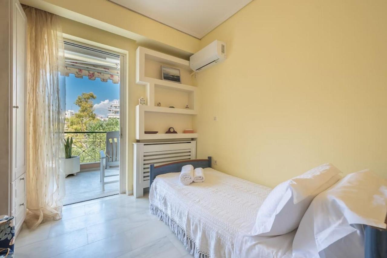 Central 3Br Apartment Next To Panormou Metro! アテネ エクステリア 写真