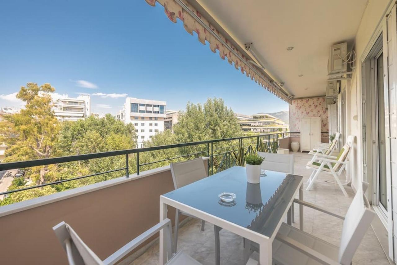 Central 3Br Apartment Next To Panormou Metro! アテネ エクステリア 写真