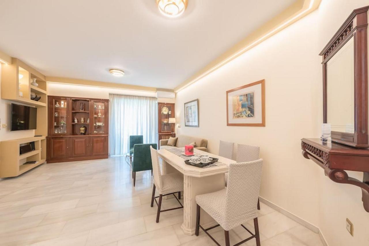 Central 3Br Apartment Next To Panormou Metro! アテネ エクステリア 写真