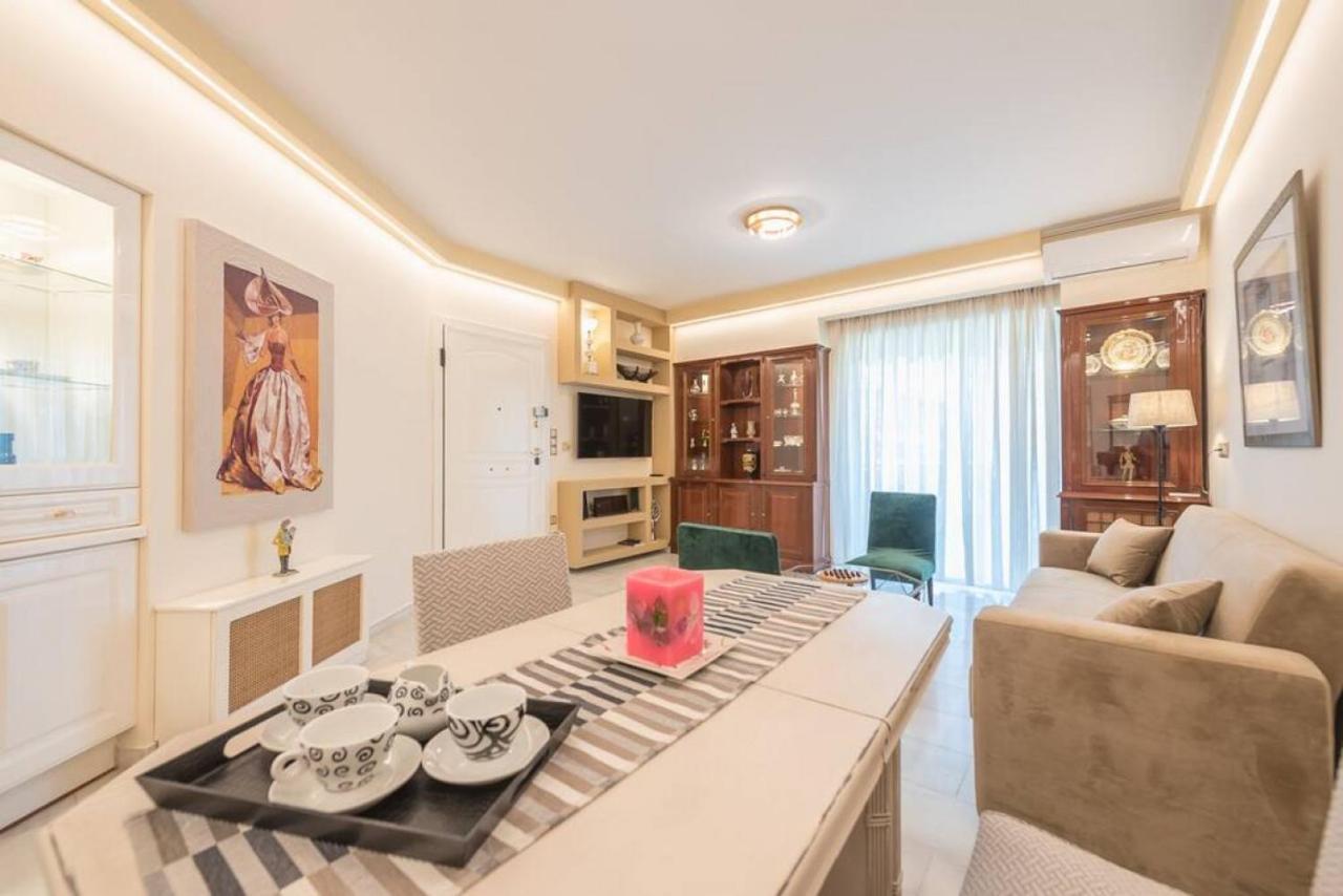 Central 3Br Apartment Next To Panormou Metro! アテネ エクステリア 写真