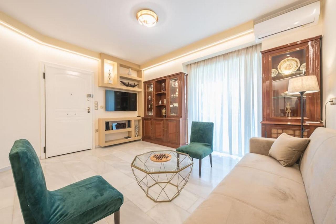 Central 3Br Apartment Next To Panormou Metro! アテネ エクステリア 写真